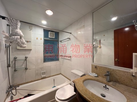 東堤灣畔 第08座 東南，開陽，山景