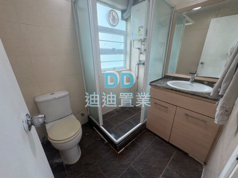 沙角尾 位置方便 可步行到市中心