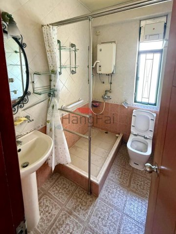 BAYVIEW TERR BLK 21