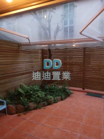 清水灣村屋 門前小花園