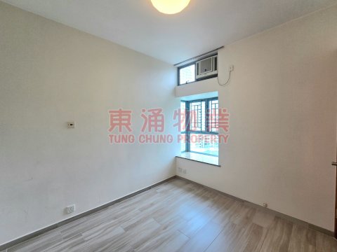 東堤灣畔 第06座 高質二房擁翠綠山景