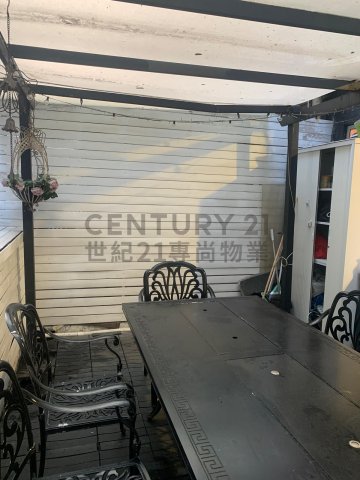 成運工業大廈＊＊平台３００呎＊＊