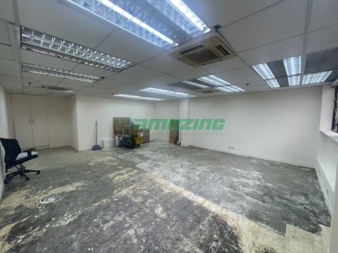 金巴利中心 金巴利中心