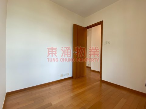 海堤灣畔 第02座 兩房機場海景