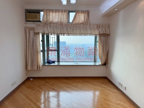 東堤灣畔 第09座 高層機場海景