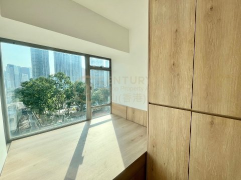 百利軒～靚裝2房 有匙即睇