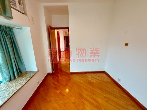東堤灣畔 第01座 兩房高層開揚