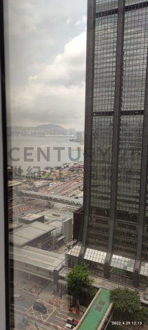 會展廣場 辦公大樓