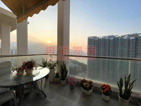 TUNG CHUNG CRESCEN.. TUNG CHUNG CRESCEN..