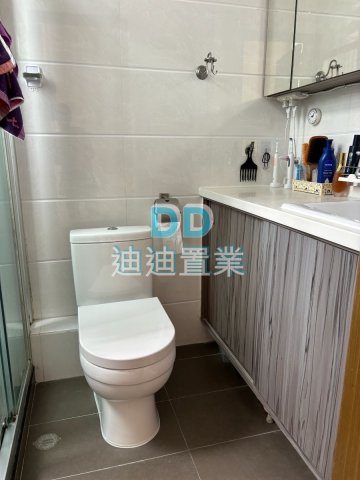 西貢市唐樓 生活配套齊全