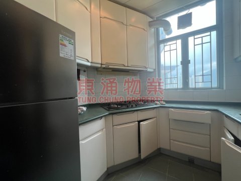 東堤灣畔 第09座 裝修中連傢俬，三房套！