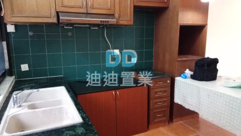 清水灣村屋 門前小花園