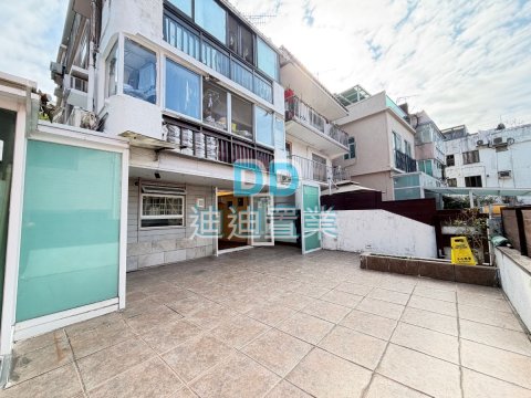 西沙路村屋 門前花園