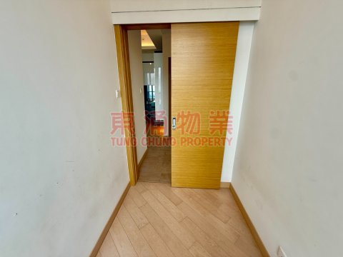 东环 第01期 第03A座 三房极高层海景