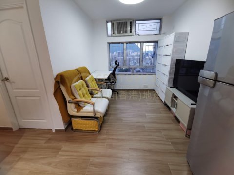 富強苑 D座 富和閣