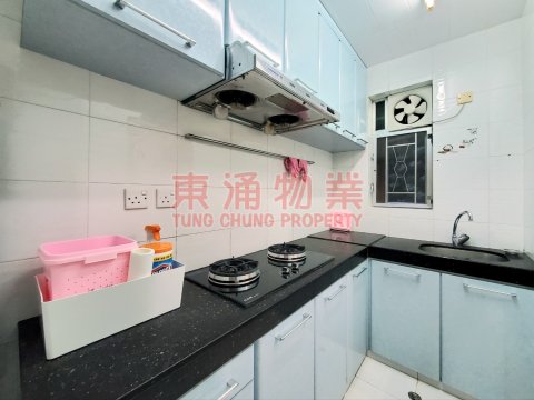 東涌村屋 地下全層連花園二房