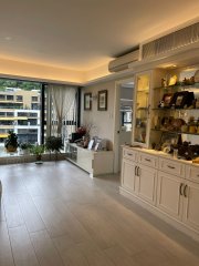 DYNASTY HTS TROPICANA BLK 06