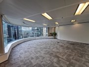 Hysan Ave 33