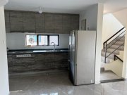 華苑●步行輕鐵三樓連天台 元朗 高層 004183 售盤