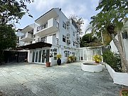GREENWOOD VILLA 西貢 全幢 001300 售盤