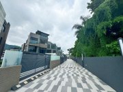 珀嶺●全新全幢入車大花園 元朗 005066 售盤