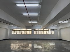生利工业中心 油塘工厦出租 2,000尺 | Regent