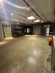 華蘭中心 鰂魚涌 低層 C128711 售盤