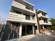 【步行●輕鐵站】全新連天台 屯門 高層 023405 售盤