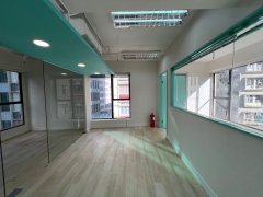 信誠廣場 中環 中層 K165836 售盤