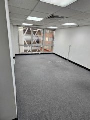 文咸东街135商业中心 上环 中层 C213648 售盘