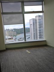 皇廷廣場 荃灣 高層 C009892 售盤