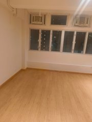 立輝大廈 中環 中層 C221192 售盤