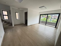 大棠●全新獨立樓梯三樓連太陽能頂天台 元朗 高層 005632 售盤