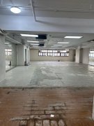 順豐工業中心 荃灣 高層 C130539 售盤