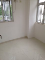 華基大廈^^精選 黃大仙 中層 R132918 售盤