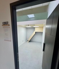 駱駝漆大廈 觀塘 中層 K211137 售盤