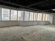 新基商業中心 銅鑼灣 中層 C198672 售盤