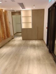 BIZ AURA 銅鑼灣 高層 C205307 售盤