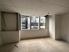 Lyndhurst 1 Tower Central office for rent 754 sq.ft. | Regent