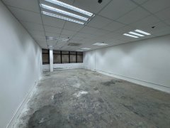 泓富广场 观塘写字楼出租 982尺 | Regent