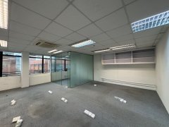泓富广场 观塘写字楼出租 2,718尺 | Regent