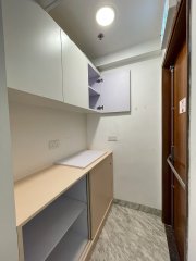 Chung Fung Commercial Building, Hong Kong Office
