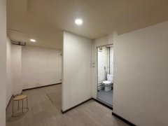 Temple St 300-306