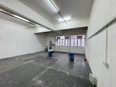 安豪工業大廈 沙田 中層 1824098 售盤