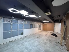 興業中心 大角咀 中層 C218279 售盤