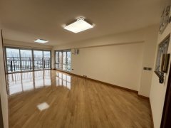 容龙居 屯门 中层 S003841 售盘