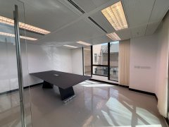 Lu Plaza, Hong Kong Office