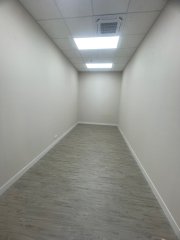 金百盛中心 長沙灣 高層 008187 售盤