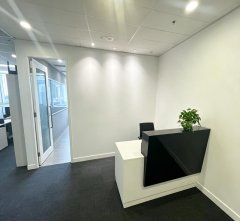Metroplaza Tower 01, Hong Kong Office