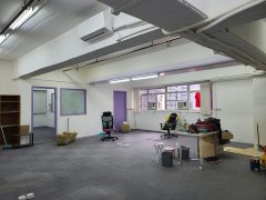 榮豐工業大廈 荃灣 高層 C038868 售盤